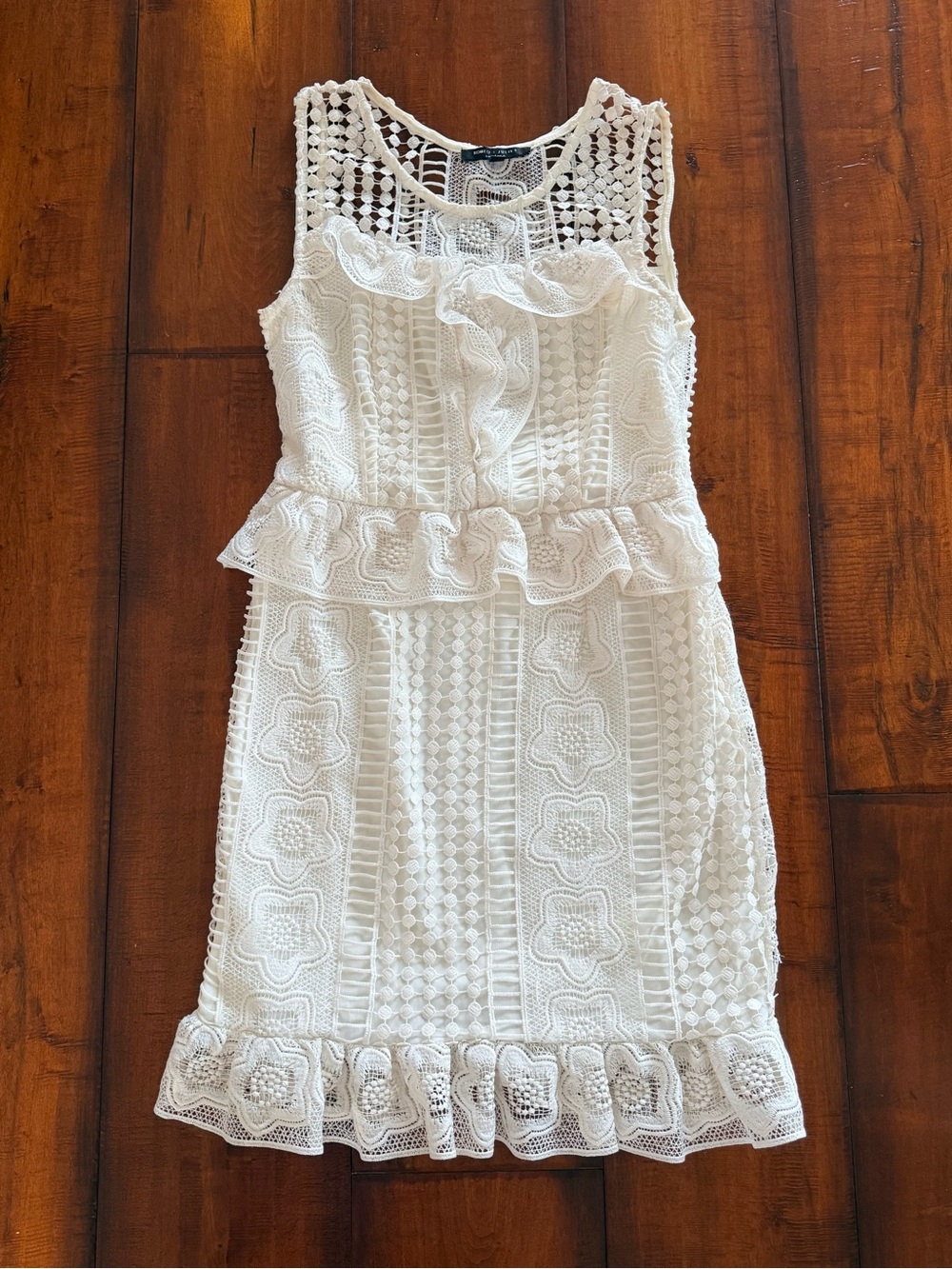 Romeo & Juliet Couture Cream Lace Mini Dress